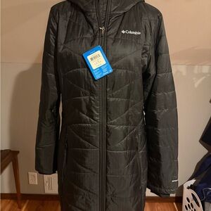 Columbia Women's Black Hooded coat